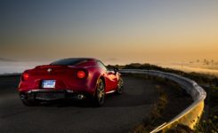 2015 Alfa Romeo 4C Photos (12)