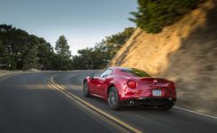 2015 Alfa Romeo 4C Photos (24)