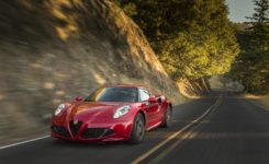 2015 Alfa Romeo 4C Photos (32)