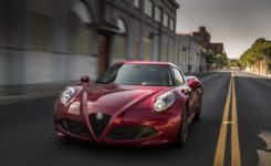 2015 Alfa Romeo 4C Photos (4)