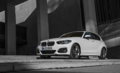 2015 BMW 1-Series Photos (25)