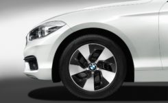 2015 BMW 1-Series Photos (31)