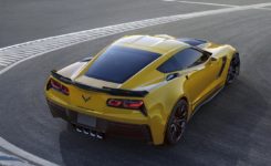 2015 Chevrolet Corvette Z06 Photos  (20)