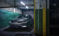 2015 Chrysler 200 Photos (107)