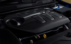 2015 Chrysler 200 Photos (122)