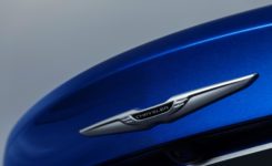 2015 Chrysler 200 Photos (19)