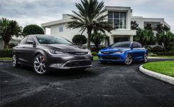 2015 Chrysler 200 Photos (27)