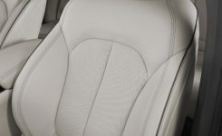 2015 Chrysler 200 Photos (47)