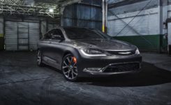 2015 Chrysler 200 Photos (5)