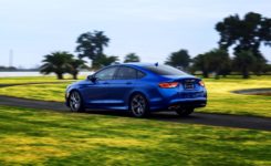 2015 Chrysler 200 Photos (51)