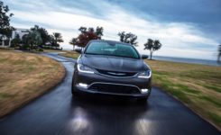 2015 Chrysler 200 Photos (66)