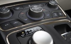 2015 Chrysler 200 Photos (7)