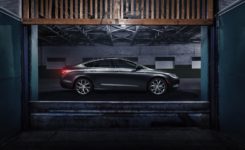 2015 Chrysler 200 Photos (88)