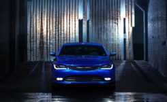 2015 Chrysler 200 Photos (97)