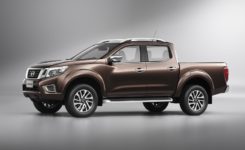 2015-nissan-navara-photos-modelpublisher-com-26