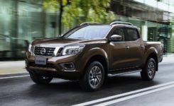 2015-nissan-navara-photos-modelpublisher-com-30