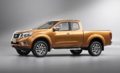 2015-nissan-navara-photos-modelpublisher-com-40