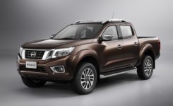 2015-nissan-navara-photos-modelpublisher-com-45