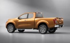 2015-nissan-navara-photos-modelpublisher-com-49