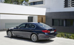 2016-bmw-530d-luxury-line-photos-modelpublisher-com-14