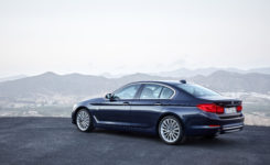 2016-bmw-530d-luxury-line-photos-modelpublisher-com-3