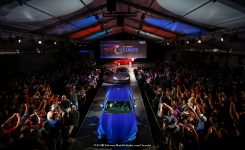 2016 Chevrolet Camaro Photos – ModelPublisher.com – (21)