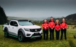 2016-nissan-navara-enguard-concept-photos-modelpublisher-com-14