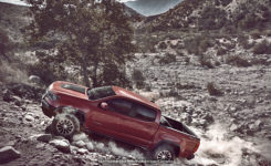 2017 Chevrolet Colorado ZR2 Photos – ModelPublisher.com – (2)